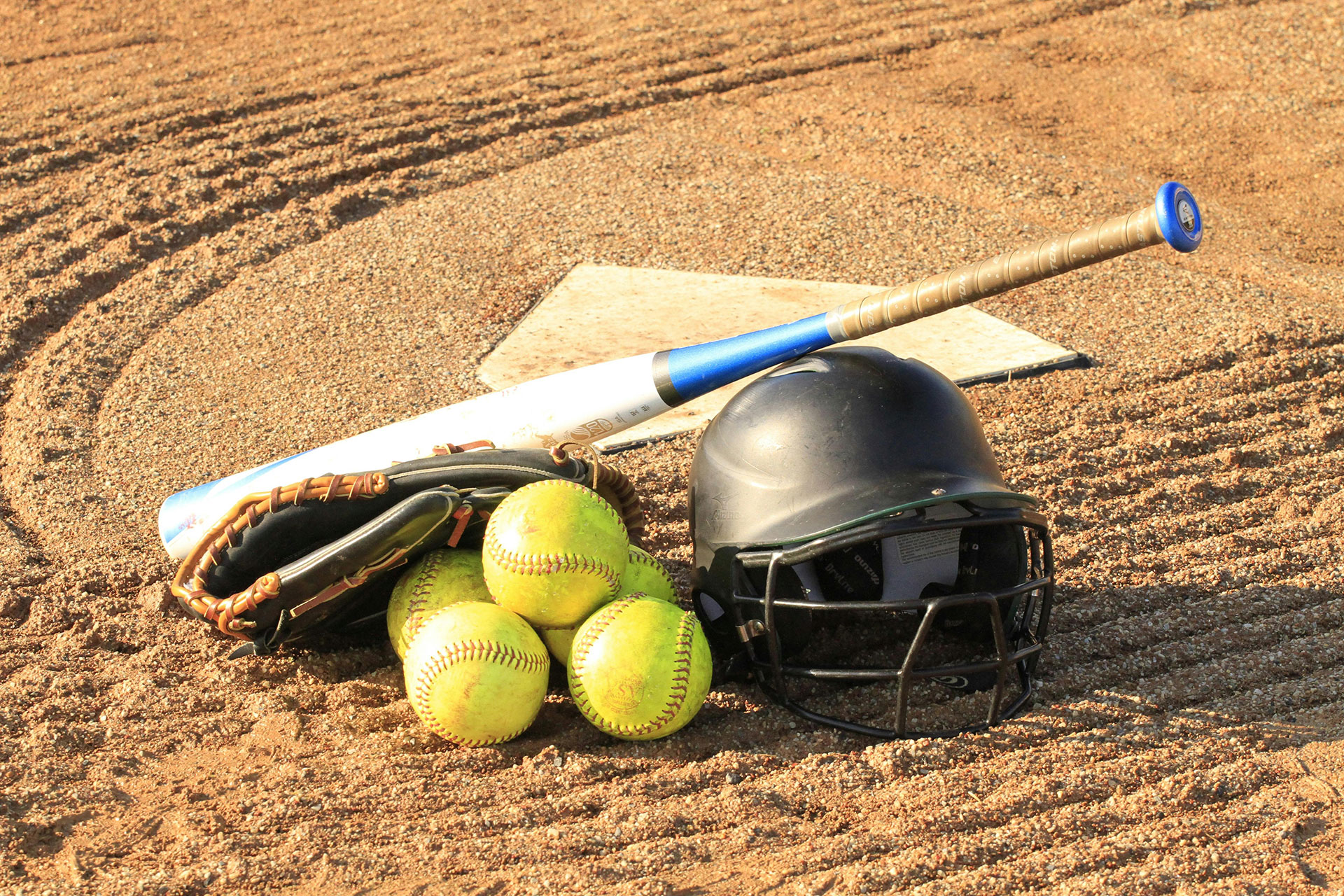 Tax compliance for athletes playing in multiple states<br />
